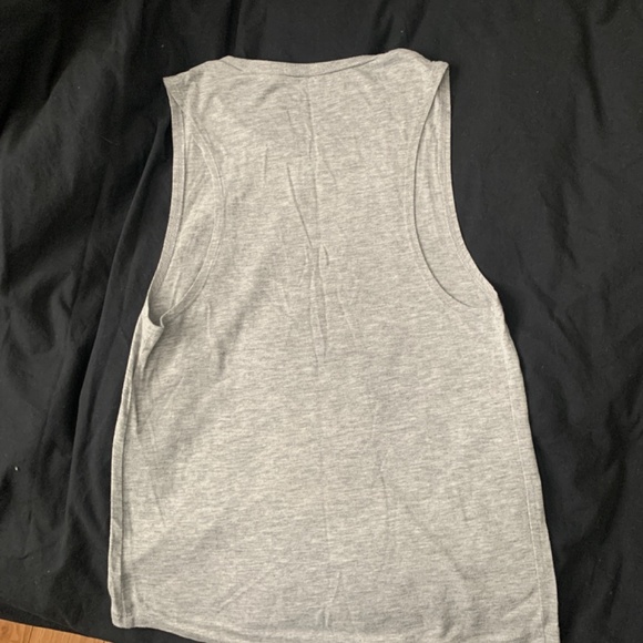 Workout tank - Picture 2 of 2